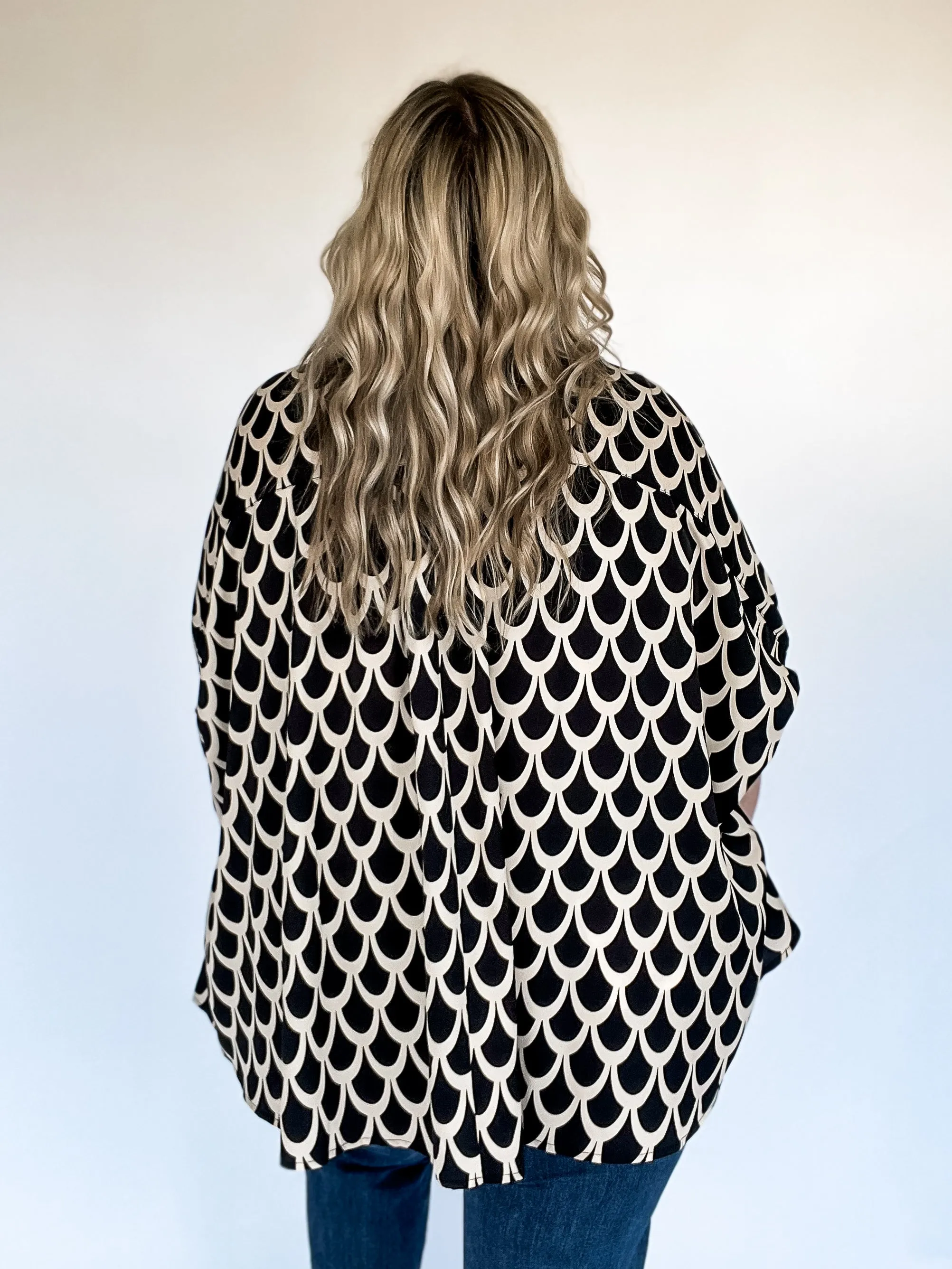 Curvy Sweet Scalloped Top