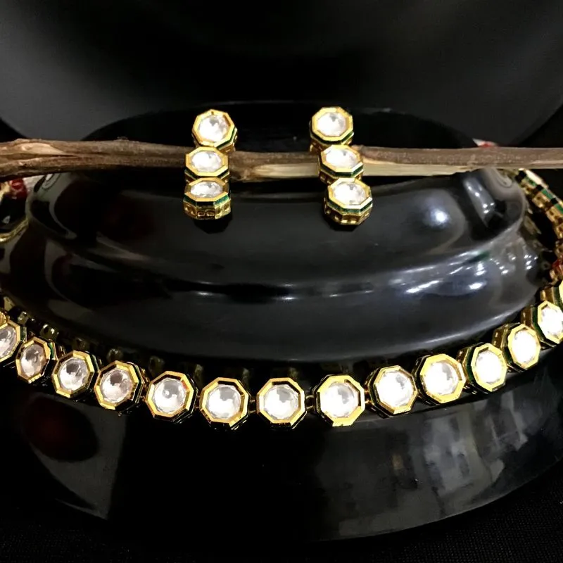 Single Layer Kundan Choker Set With Matching Dangelers